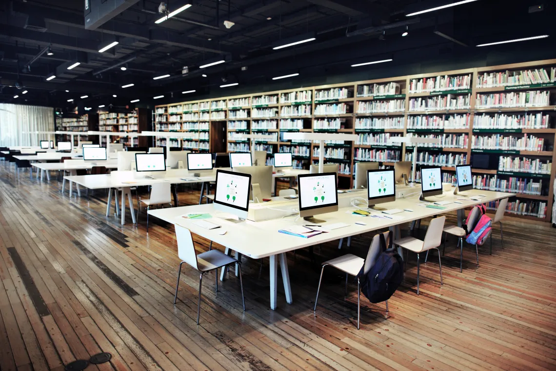 Image showing computers in library