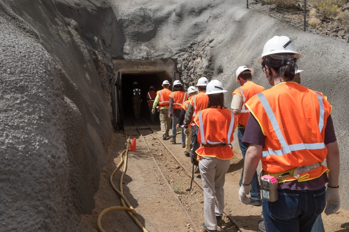 Photo of Students entering the University of Arizona San Xavier Mining Laboratory.  