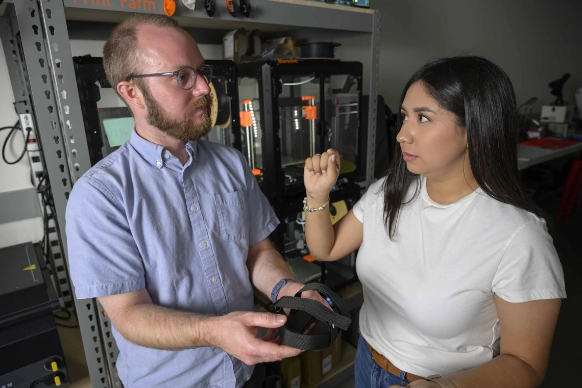 Photo of Matthew Briggs and Ruth Salazar
